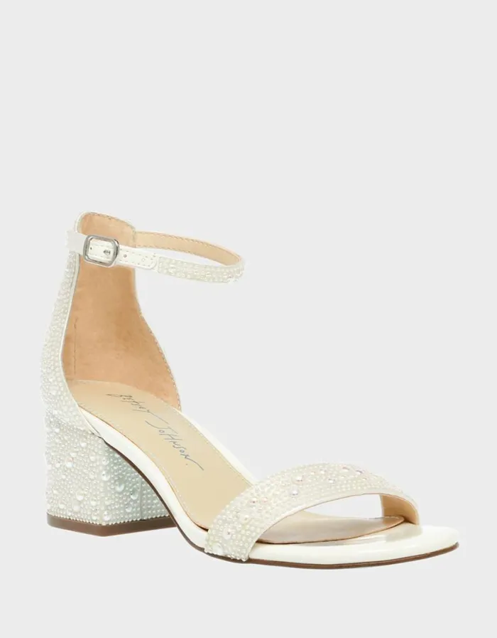Betsey Johnson Women MARI IVORY Ivory