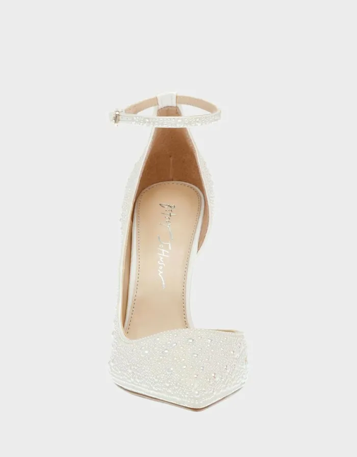 Betsey Johnson Women RAMSY IVORY Ivory