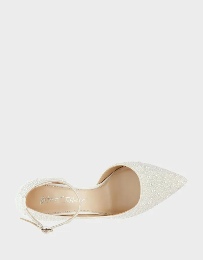 Betsey Johnson Women RAMSY IVORY Ivory