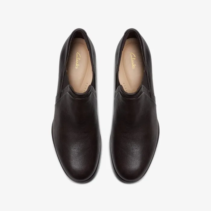 Loken Way Dark Brown Leather Women Clarks Heels and Pumps