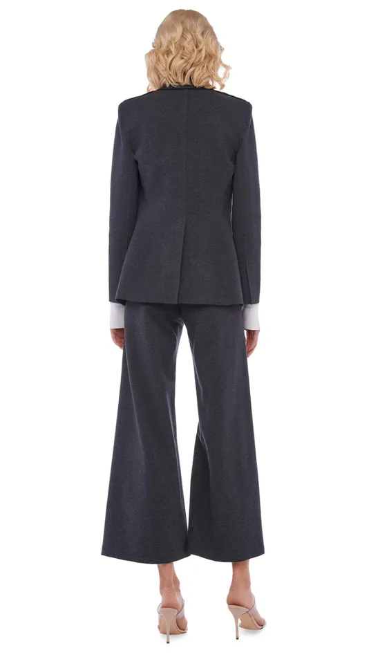 Norma Kamali Bottoms SHORT STRAIGHT LEG PANT Dark Heather Grey 8211 Clothing Norma Kamali Bottoms SHORT STRAIGHT LEG PANT Dark Heather Grey 8211 Clothing