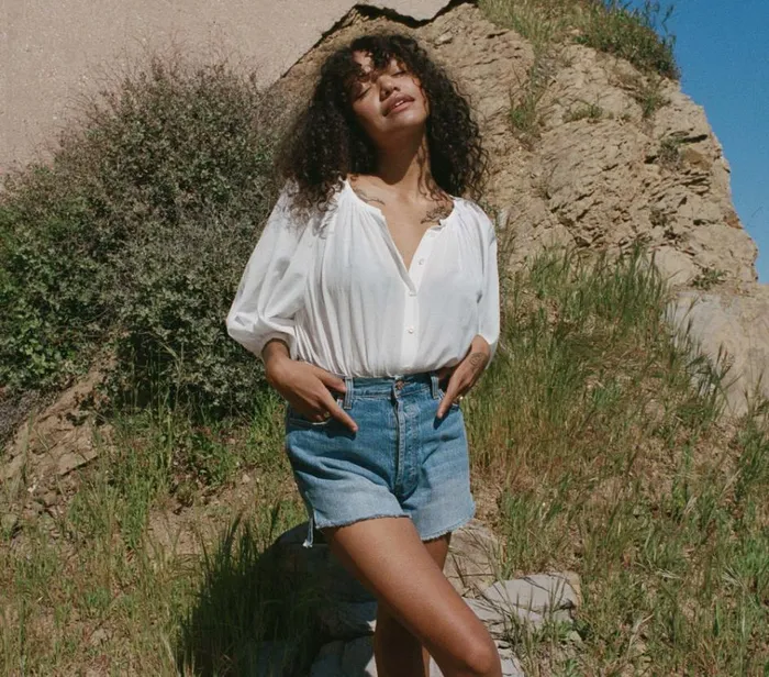 Shop ENID SHORT Cdiz Wash DEN Denim