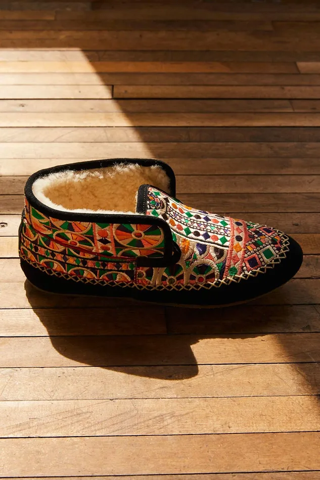 Women Slippers Free People Llani Shearling Kantha Slippers Black Multi